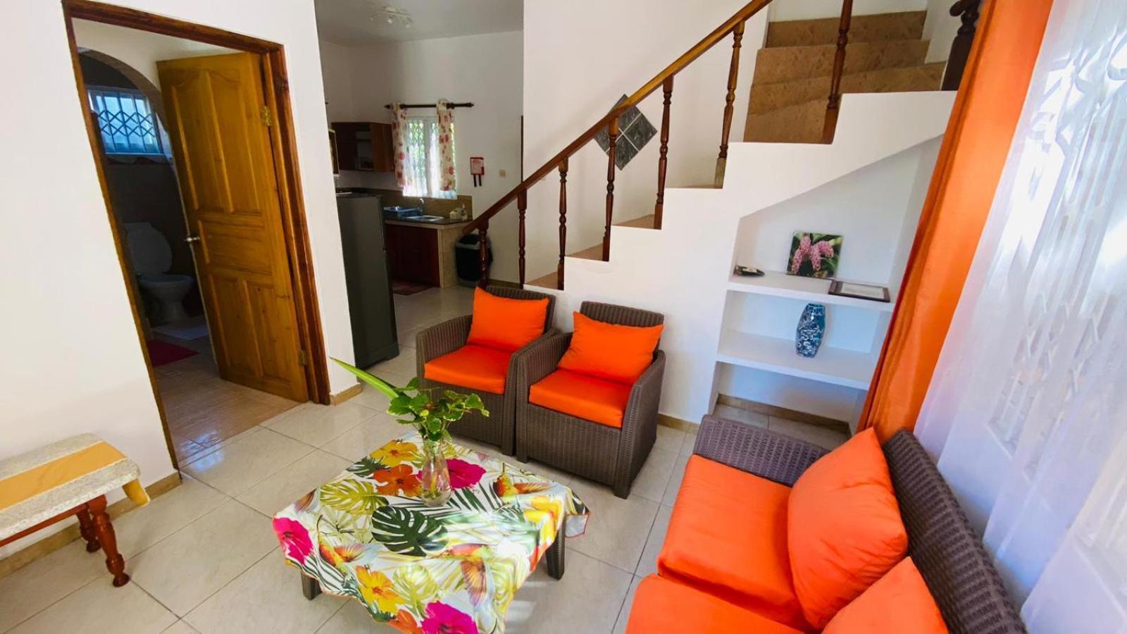 Josies Cottage Beau Vallon  Exterior photo